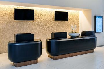 Concierge desk