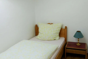 guest_rooms