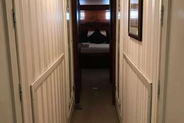 Ballroom/Hall 26 of 29