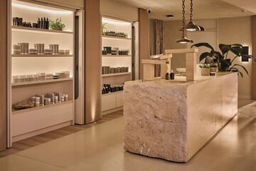 Spa reception