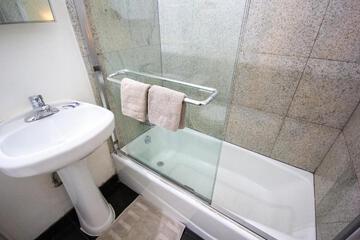 Photo 52