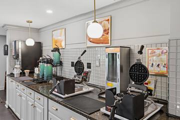 Breakfast area