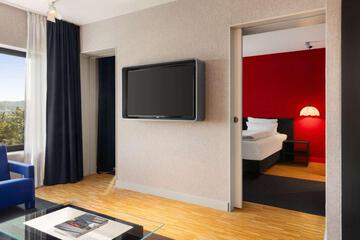 Photo 44