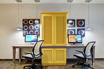 Business Center 42 of 43