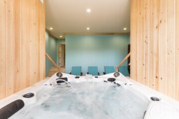 Private Spa Tub