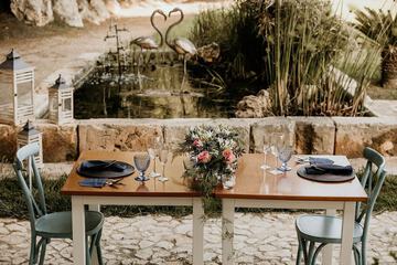 Couples dining