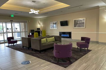Hotel Interior 9 of 30