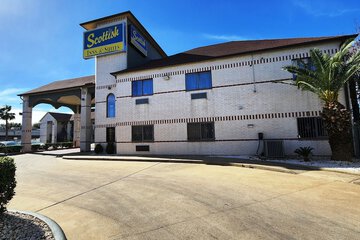 Scottish Inns & Suites Sam Houston Pkwy