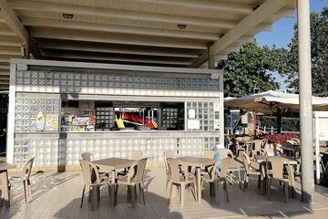Beach bar