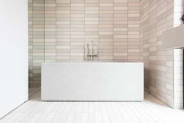 Deep soaking bathtub