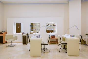 Hair salon