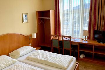 Photo 28