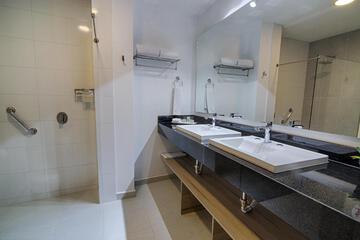 Photo 28