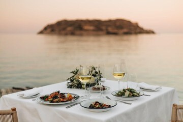 Couples dining