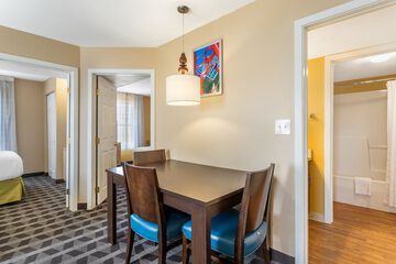 Room 31 of 40