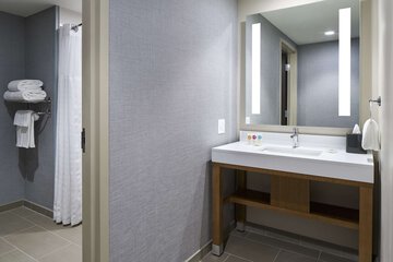 Room 35 of 75