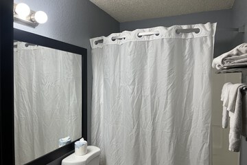 Room 19 of 44