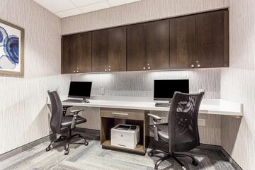 Business Center 42 of 42