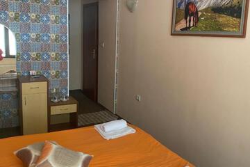 Photo 38