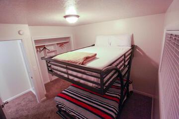 Photo 38
