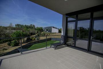 Photo 35