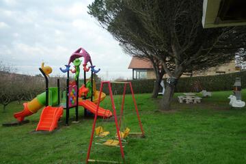 Photo 32