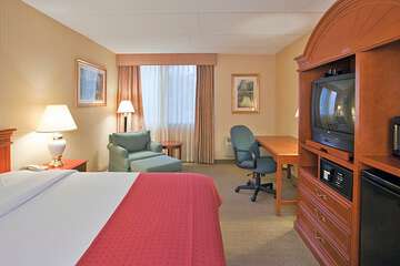 Holiday Inn Middletown Goshen