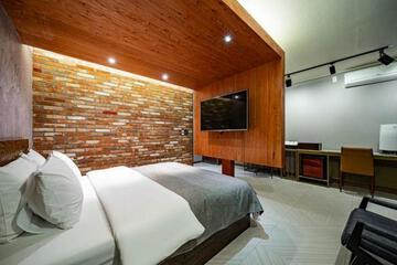 Photo 20