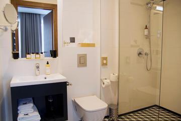 Photo 32