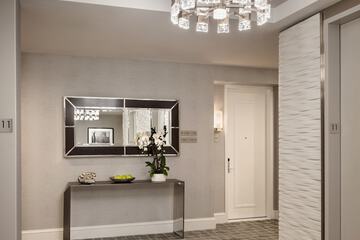 Ballroom/Hall 56 of 79