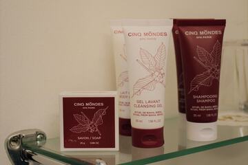 Bathroom amenities