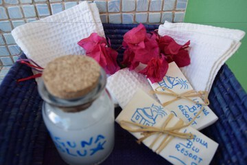 Bathroom amenities