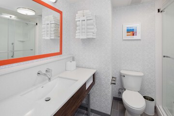 Room 20 of 33