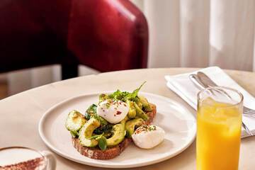 Breakfast meal