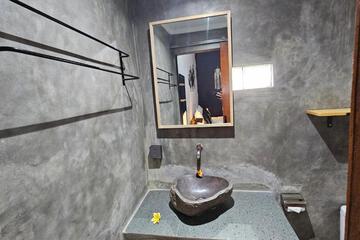 Photo 34