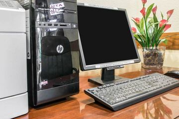 Business Center 29 of 32