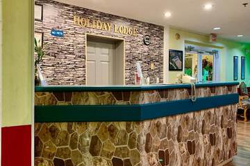 Holiday Lodge