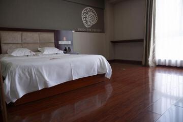 Photo 31