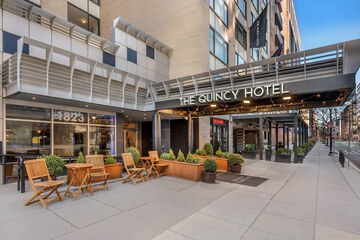 The Quincy an Ascend Collection Hotel