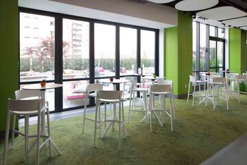 Breakfast/Coffee Service 84 of 101