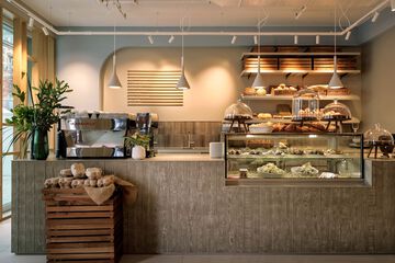 Coffee shop