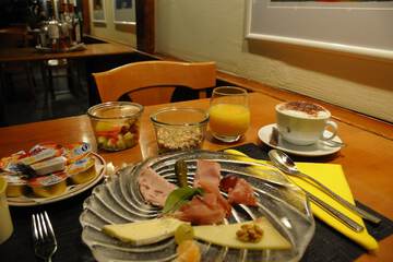 Breakfast meal