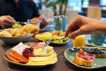 Breakfast meal