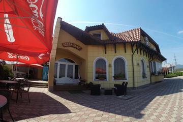 Photo 32