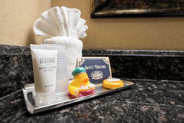 Bathroom amenities