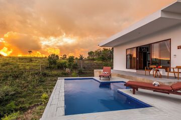 Private pool