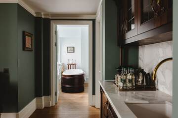 Private kitchenette