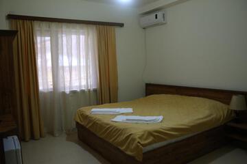 Photo 100