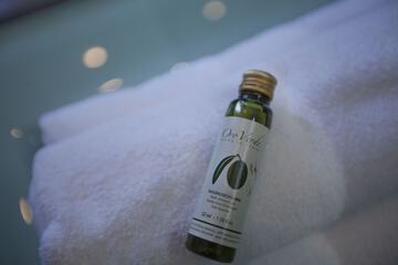 Bathroom amenities