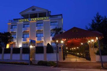 Hotel Front - Evening or Night